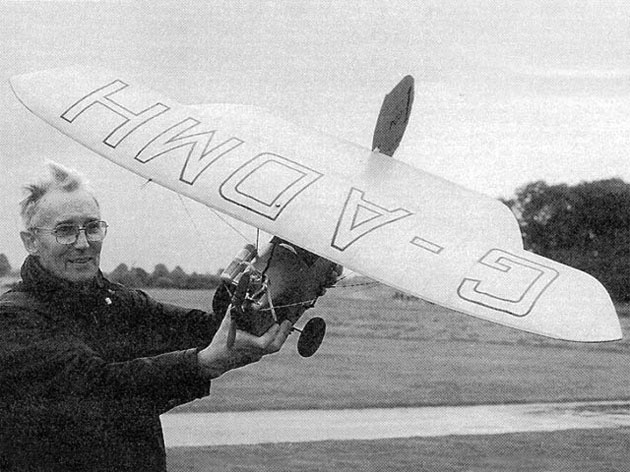 HM-18 Flying Flea