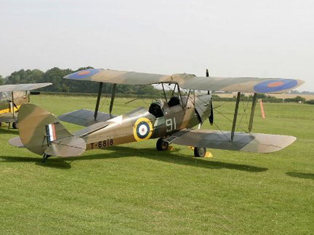 D.H Tiger Moth 25
